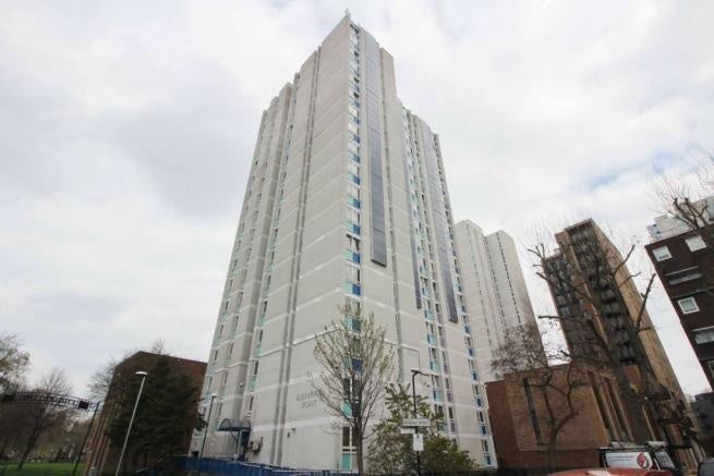 Flat Lollard Street in Greater London