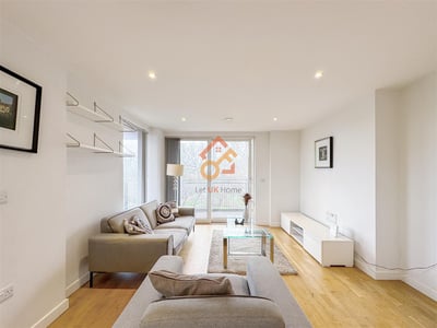 Flat Octavius Street in London