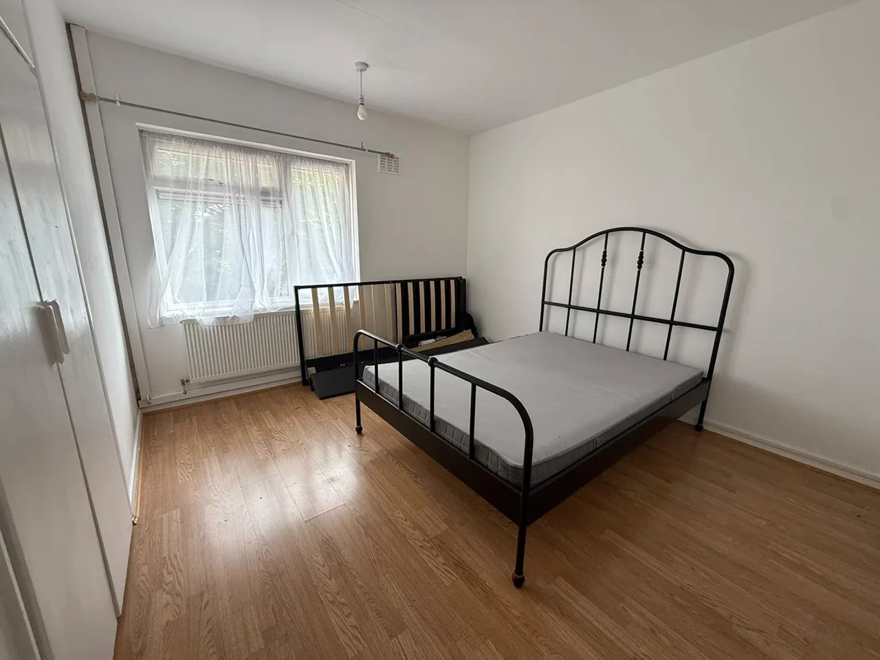 Flat Springfield Road in Greater London