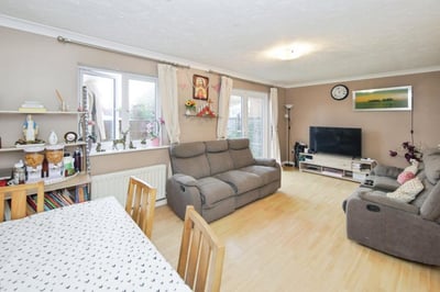 House Kings Meadow in Nuneaton and Bedworth