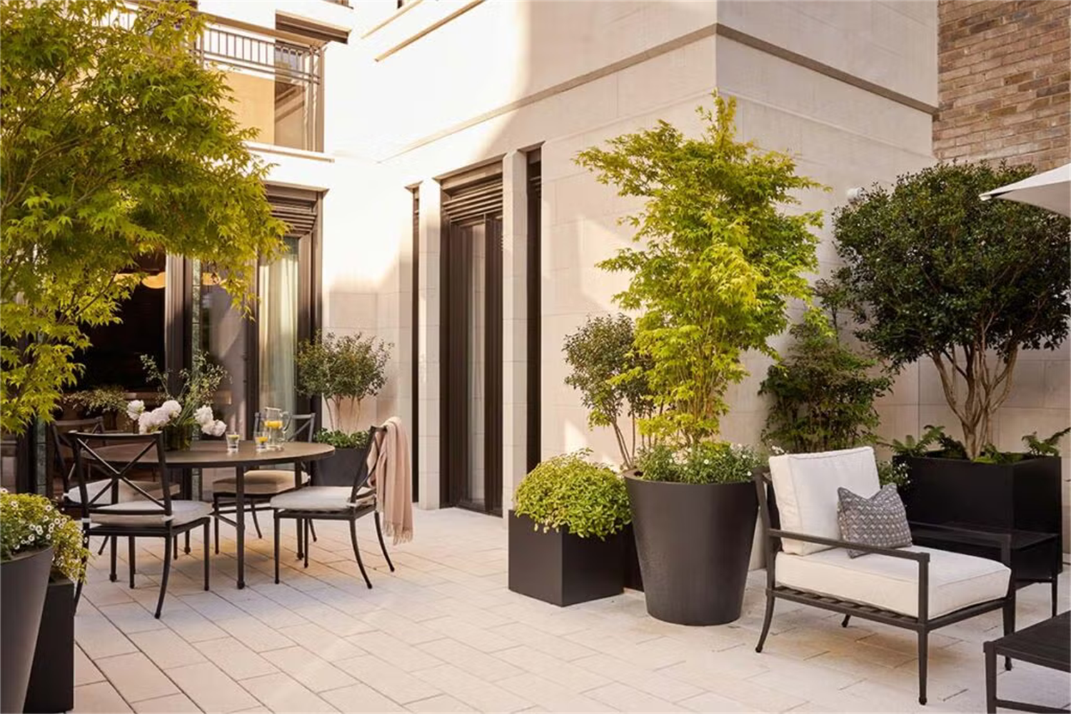 Flat Curzon Street in City of Westminster