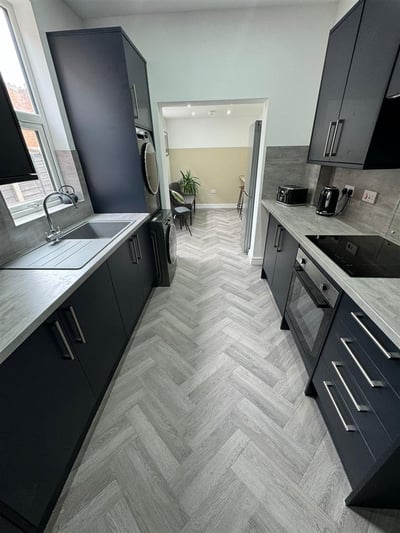 Room Abbey Road in Sandwell