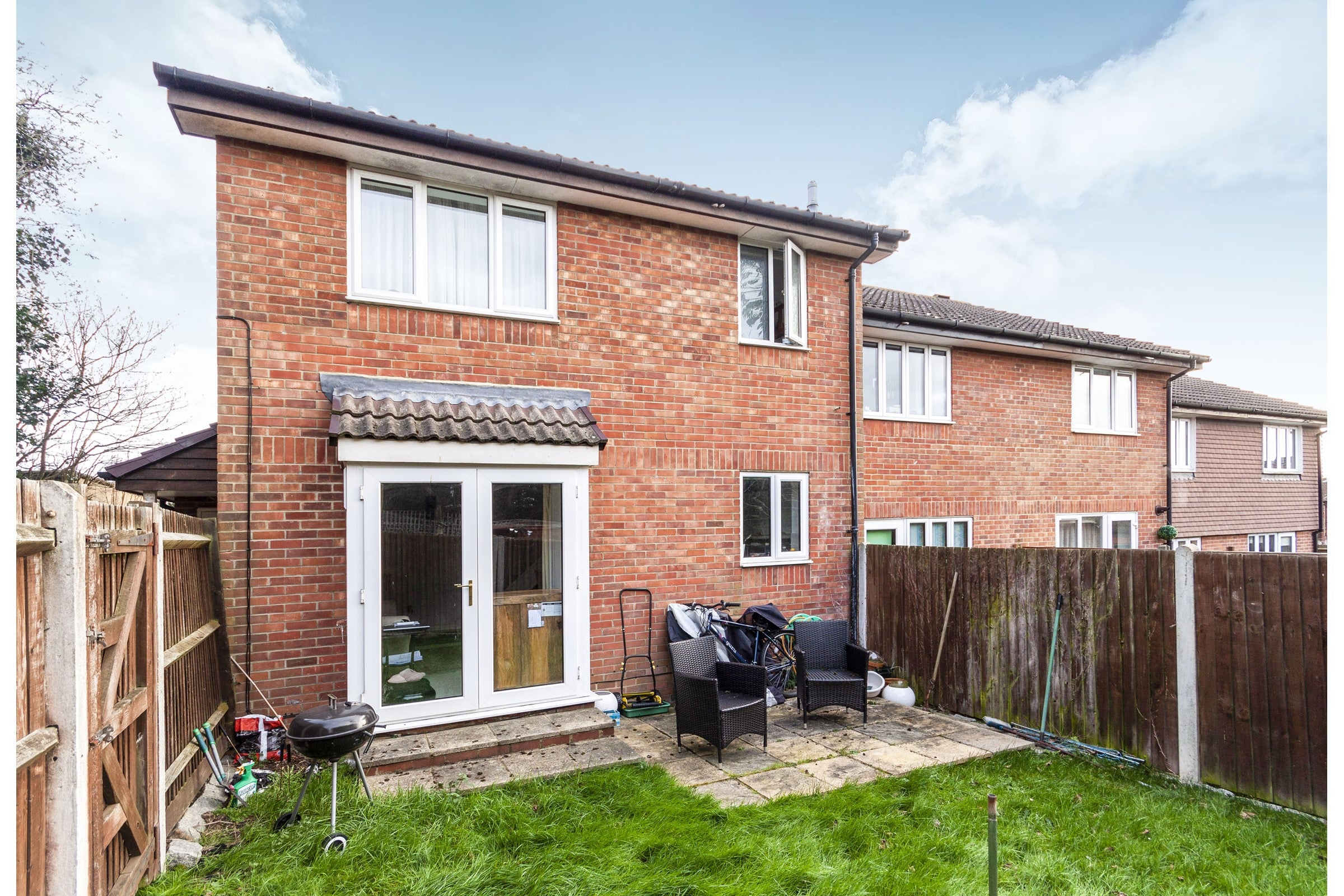 House Angel Place in Binfield