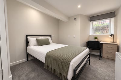 Room Back Ashville Terrace in Leeds