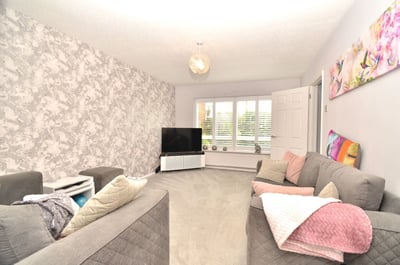 House Roborough Walk in Greater London