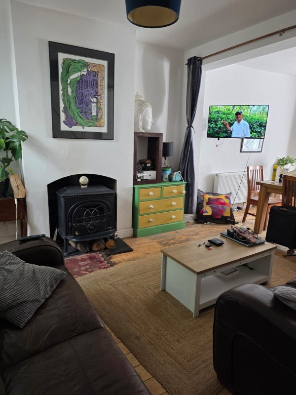 Room Mina Road in Bristol