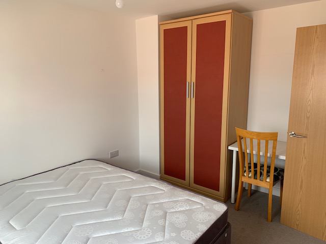 Room Sorrel Place in Bristol
