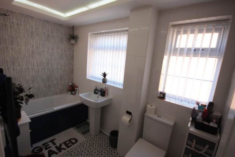 Room Rothbury Walk in Greater London