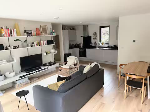 Flat Maya Close in Greater London
