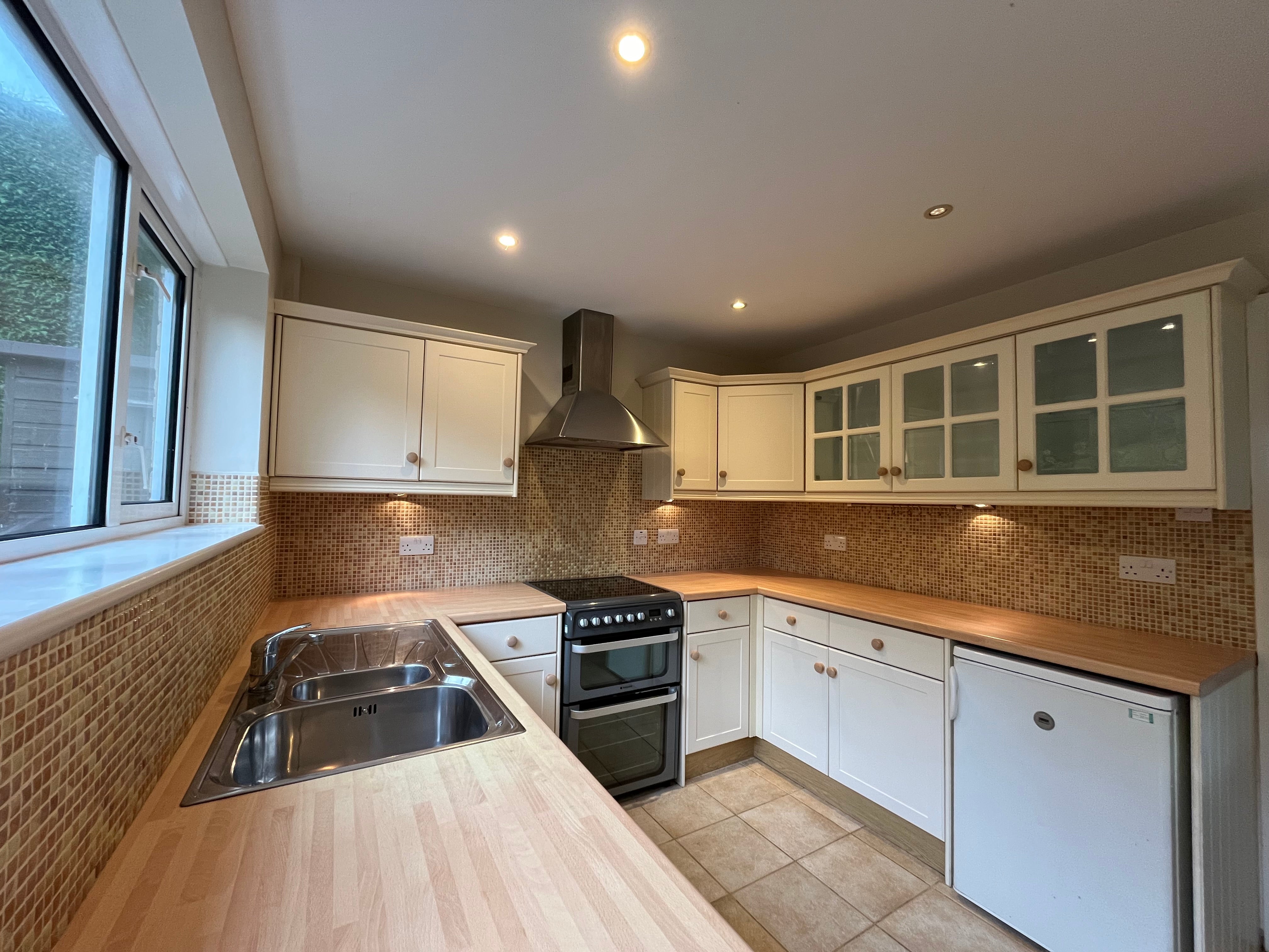 House Brunel Way in Stonehouse