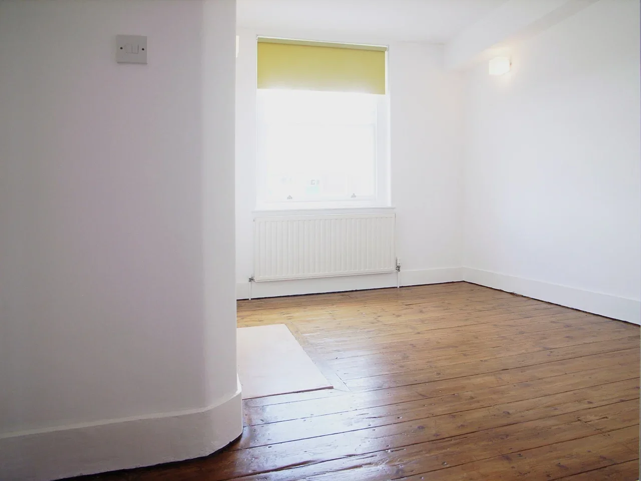 Flat Cressy Court in Greater London