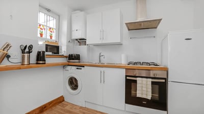 Flat Addison Avenue in Greater London