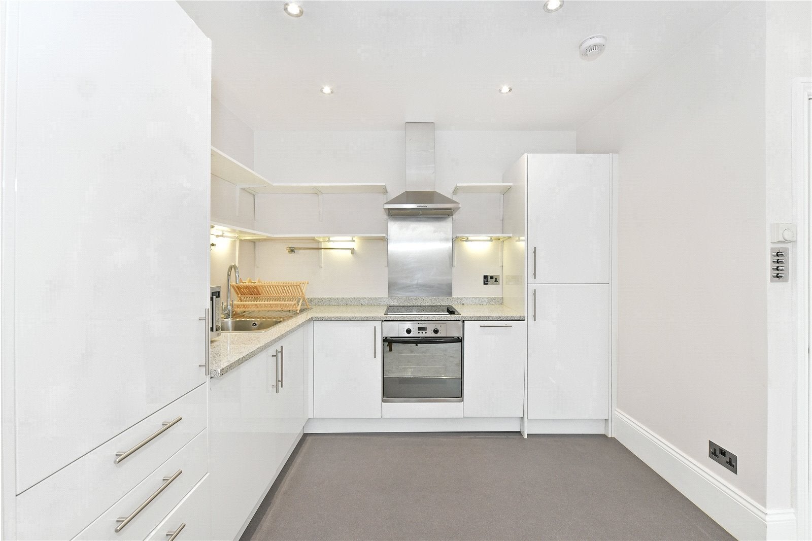 Flat Hyde Park Square in City of Westminster