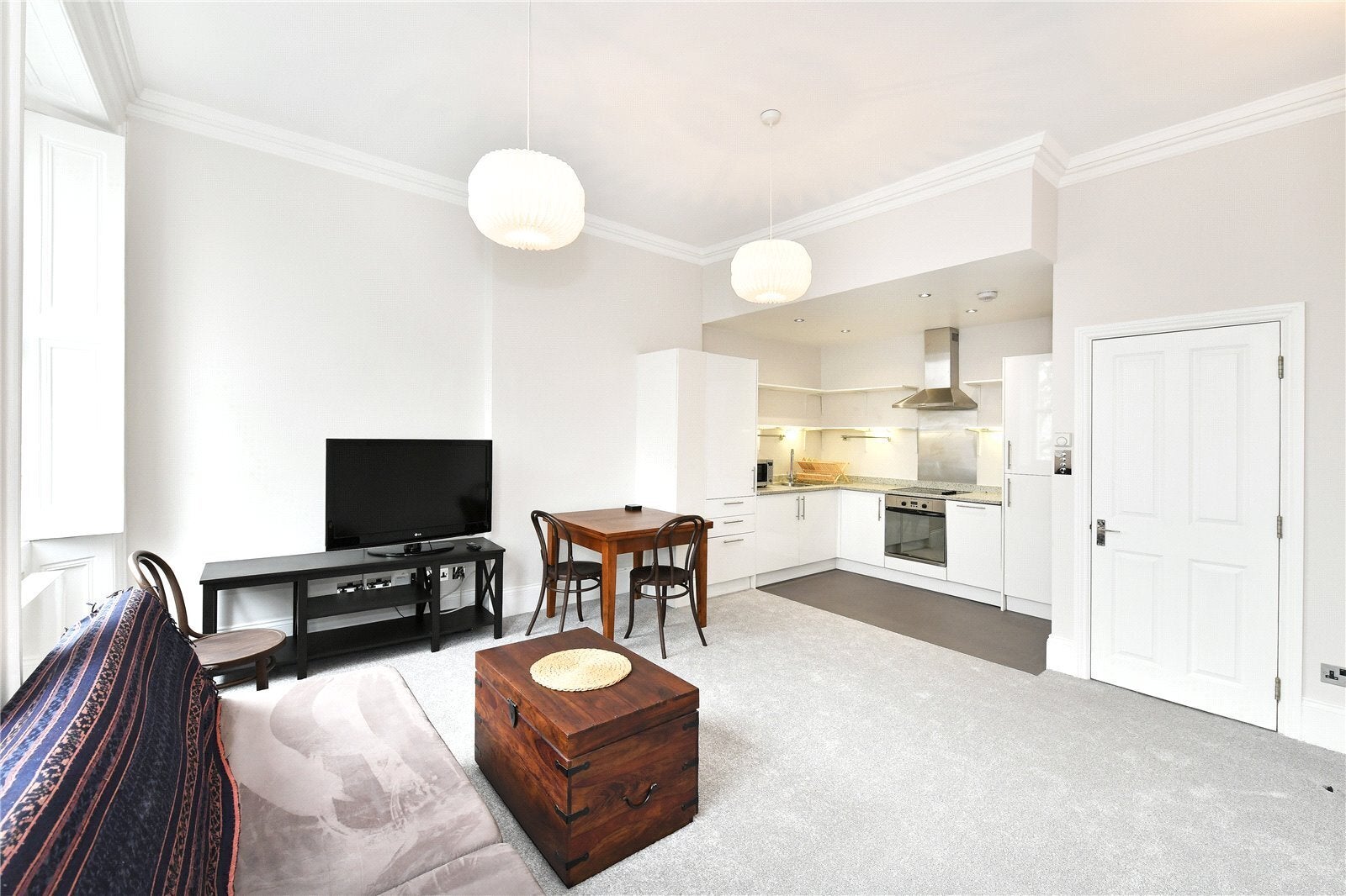 Flat Hyde Park Square in City of Westminster