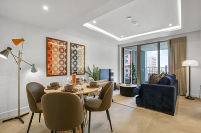 Flat Lanchester Way in Greater London