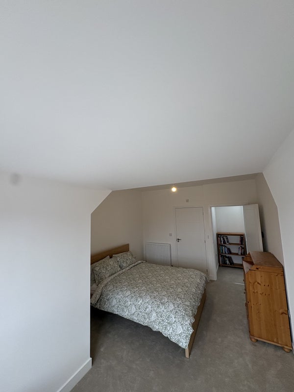 Room Ellen Lane in Bristol