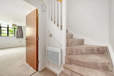 Flat O'Gorman Avenue in Rushmoor