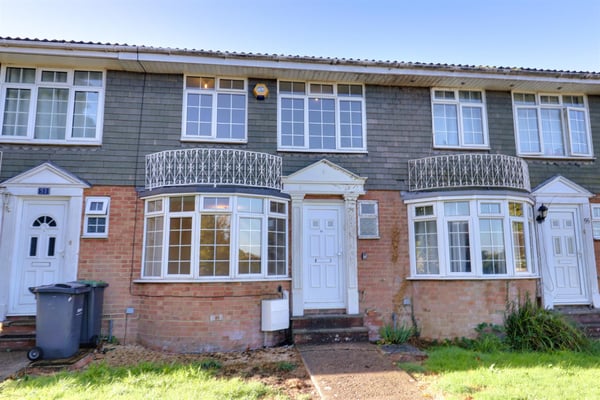 House Freshfield Gardens in Waterlooville