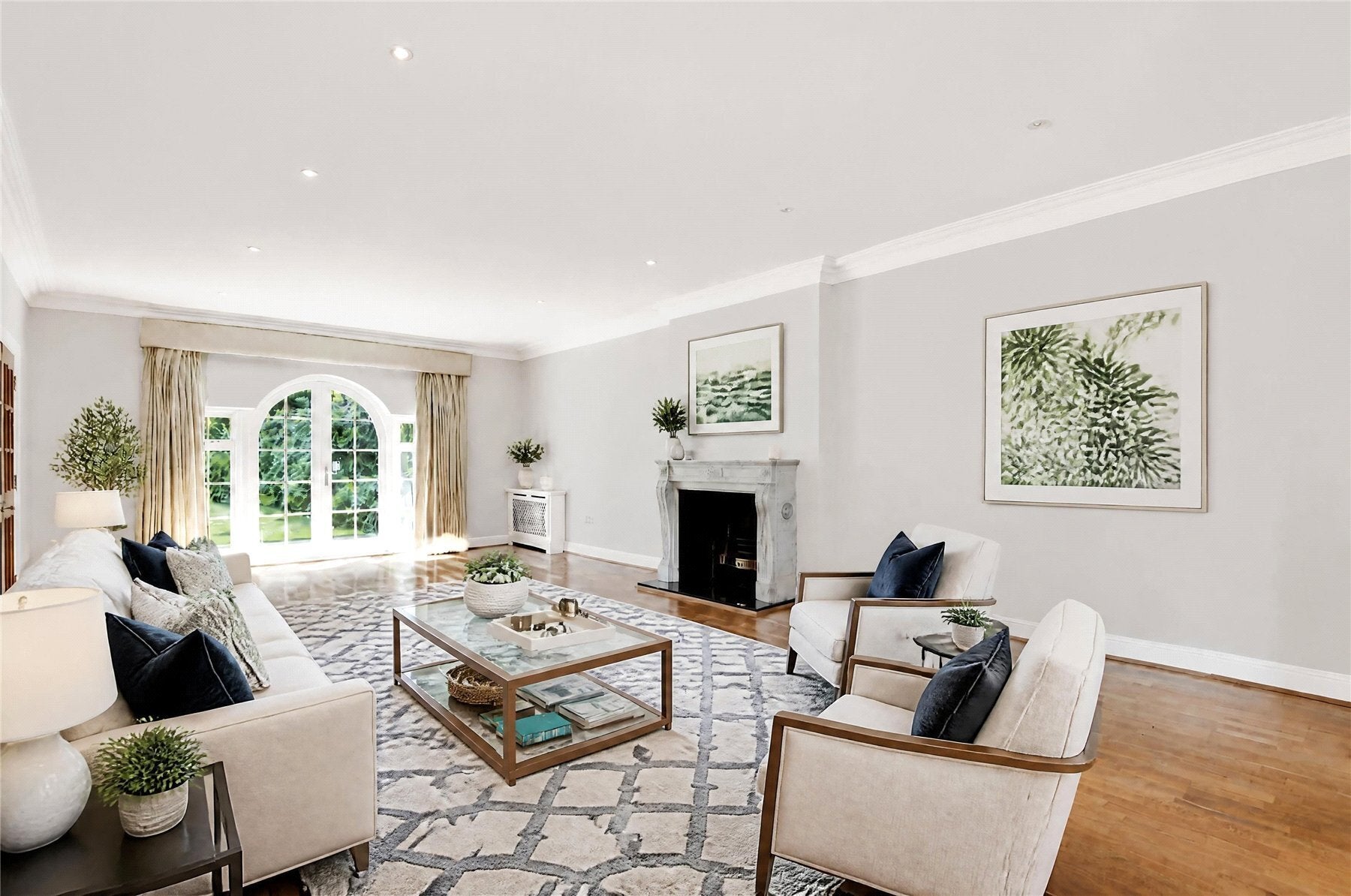 House Cavendish Road in Elmbridge