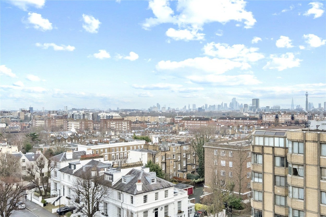 Flat Queen's Terrace in City of Westminster