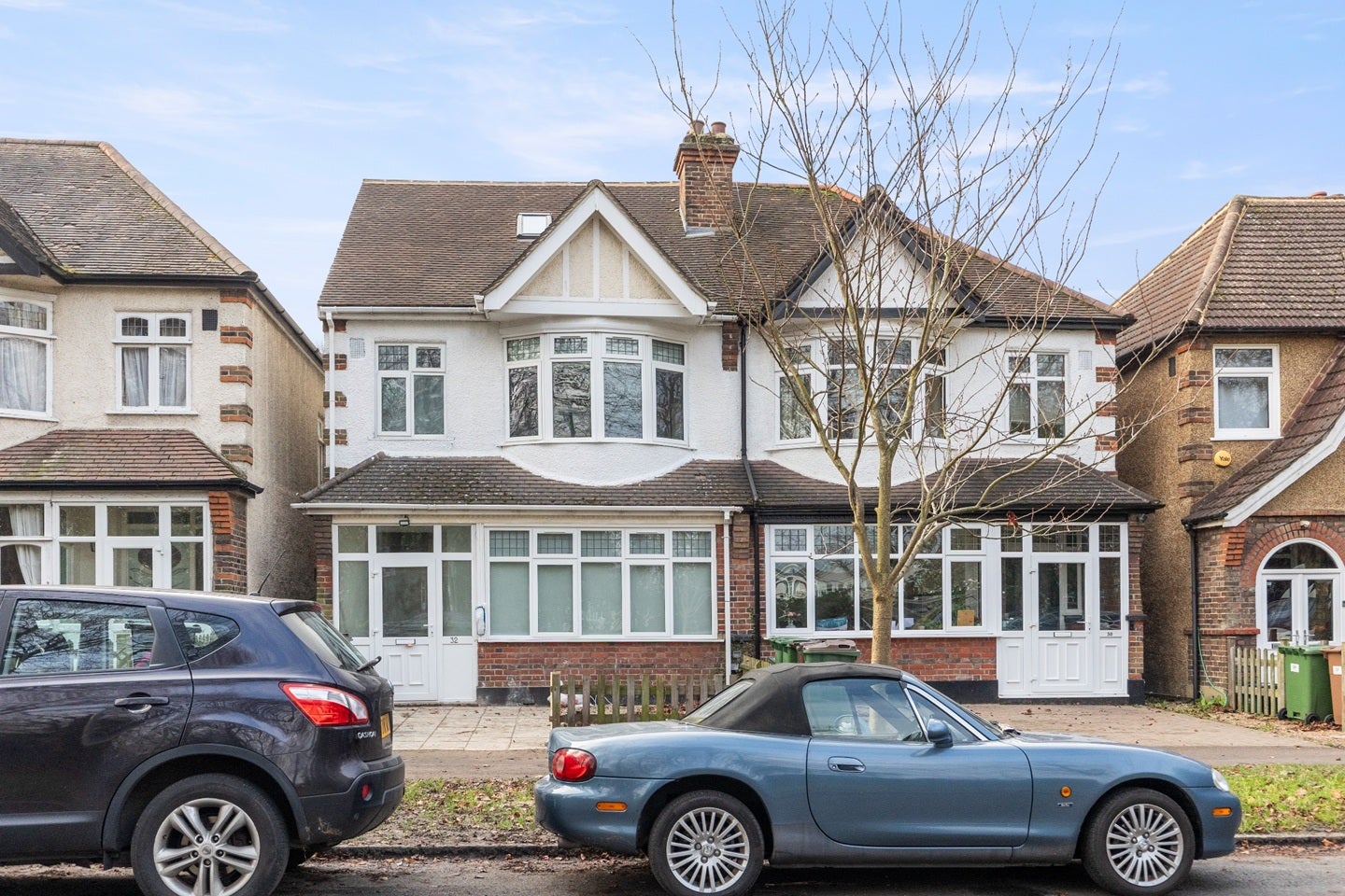 Flat Talbot Road in Greater London