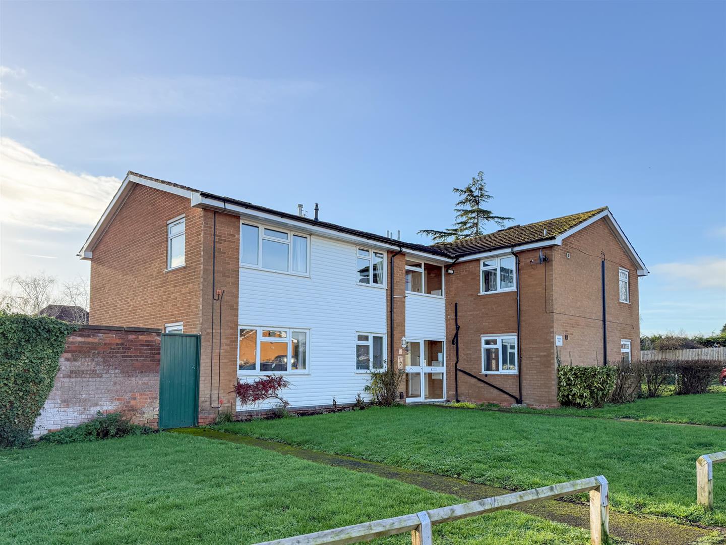 Flat Hertford Road in Stratford-on-Avon