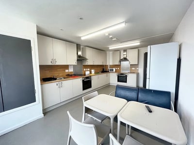 Room Tonbridge Road in Maidstone