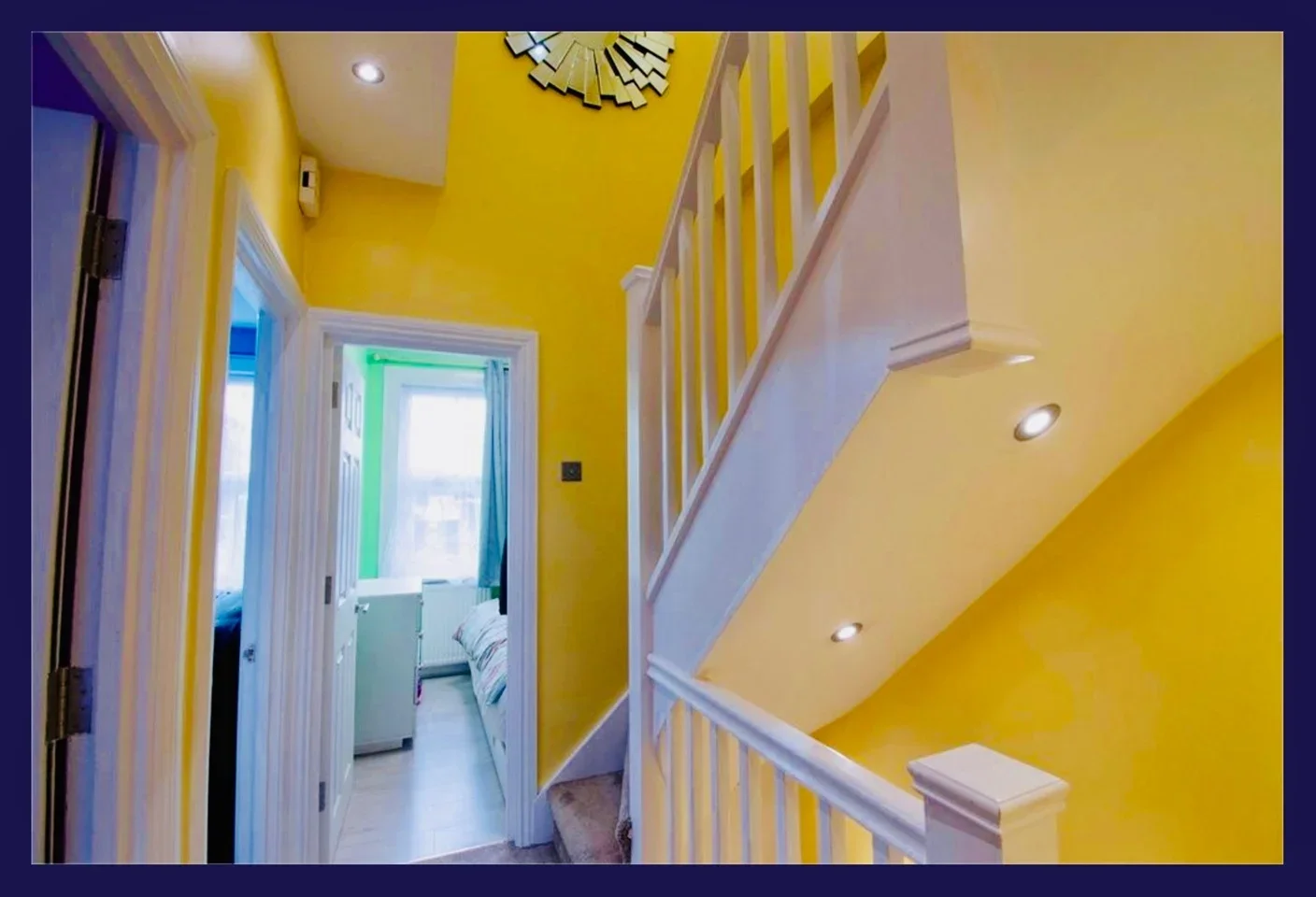 Room Whitehorse Lane in Greater London