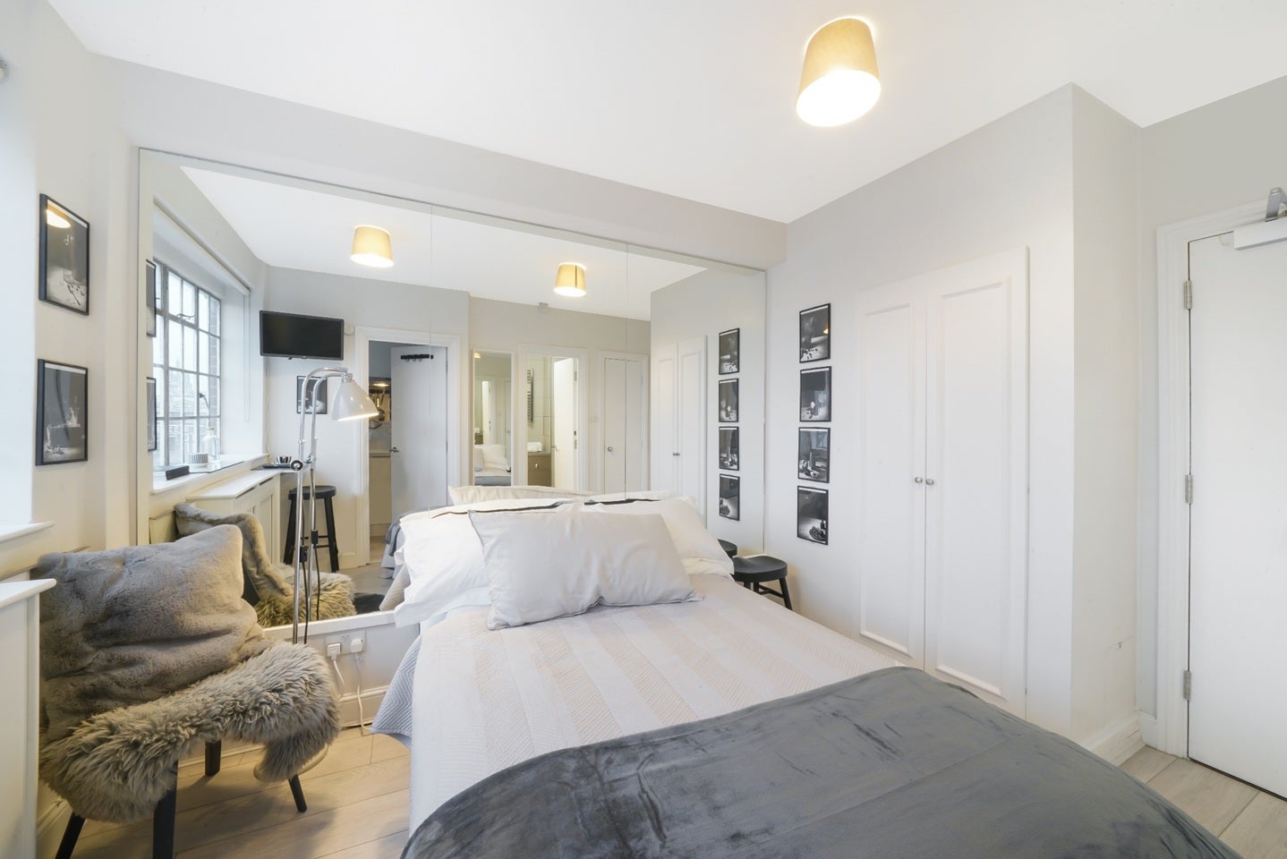 Flat Lucan Place in Greater London