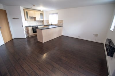 Flat Agecroft Road in Salford