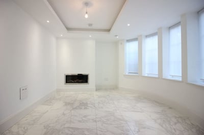 House Chandos Way in Greater London