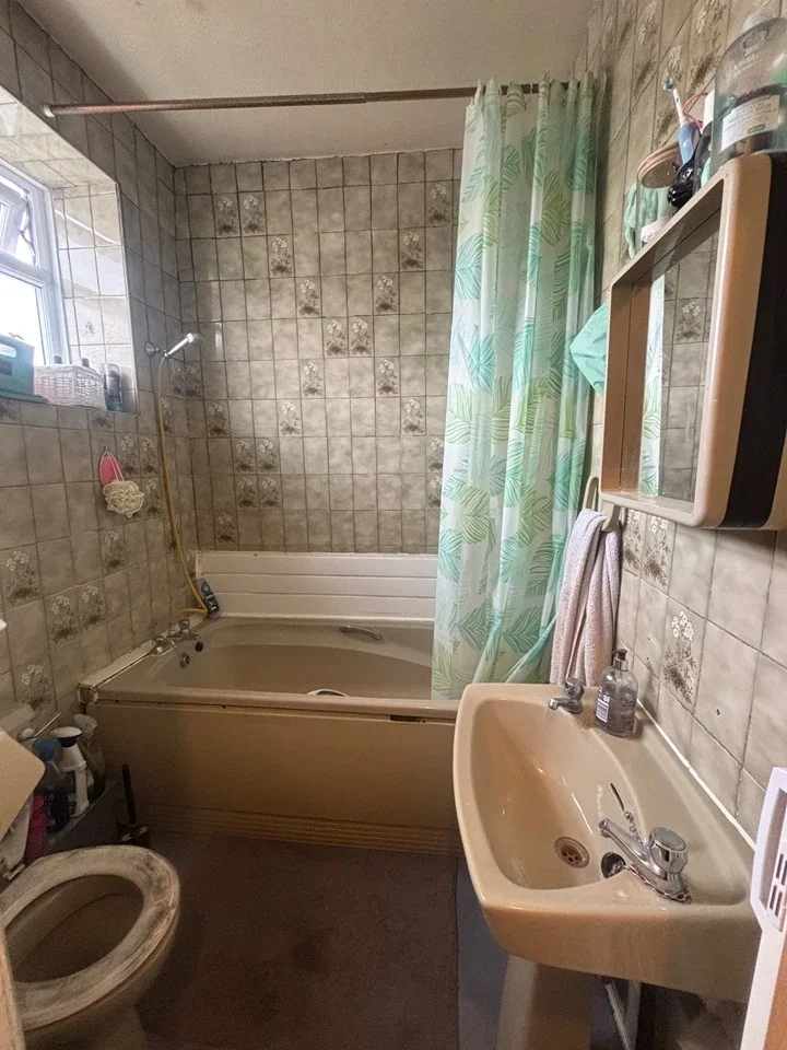 Room Deptford High Street in Greater London