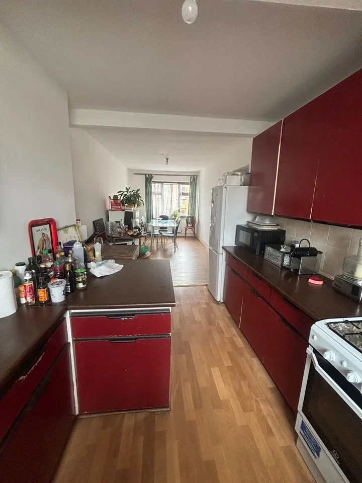 Room Deptford High Street in Greater London