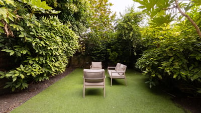 Flat Aintree Street in Greater London