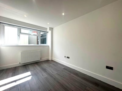 Flat London Road in Swanley