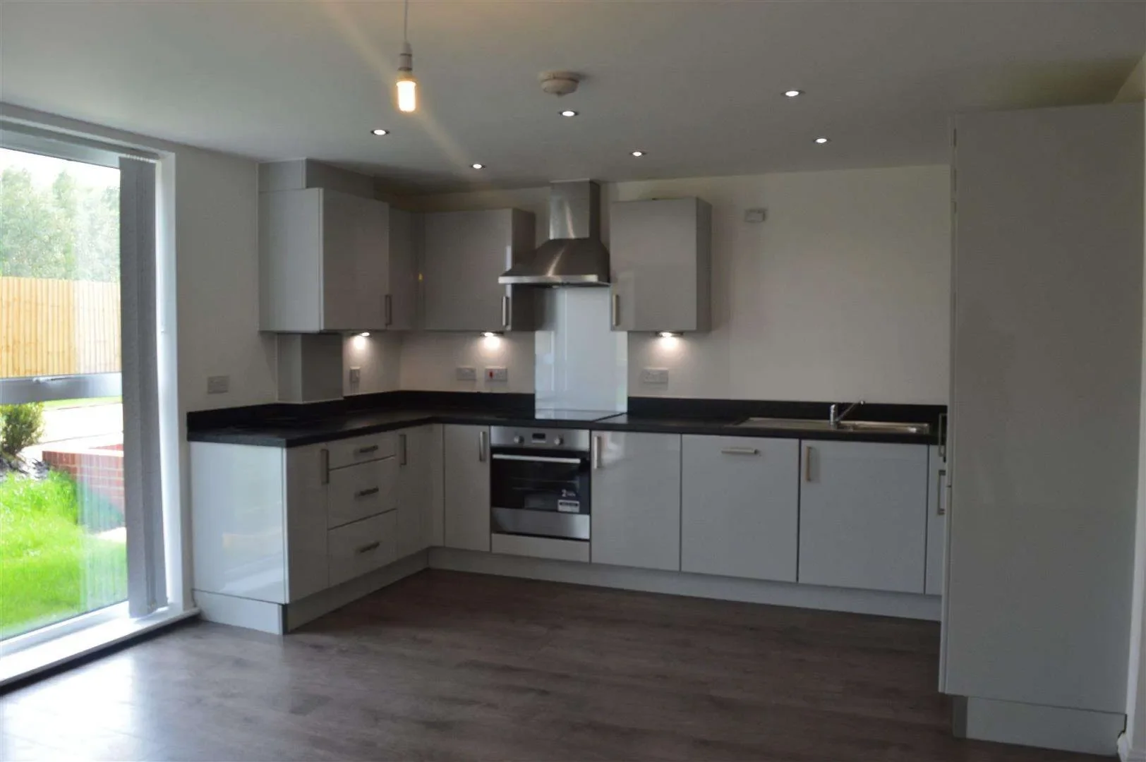 Flat Lett Lane in Ebbsfleet Garden City