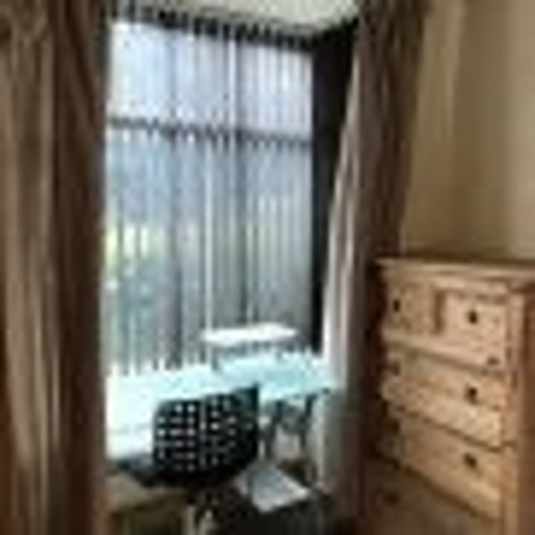 Room Heeley Road in Birmingham