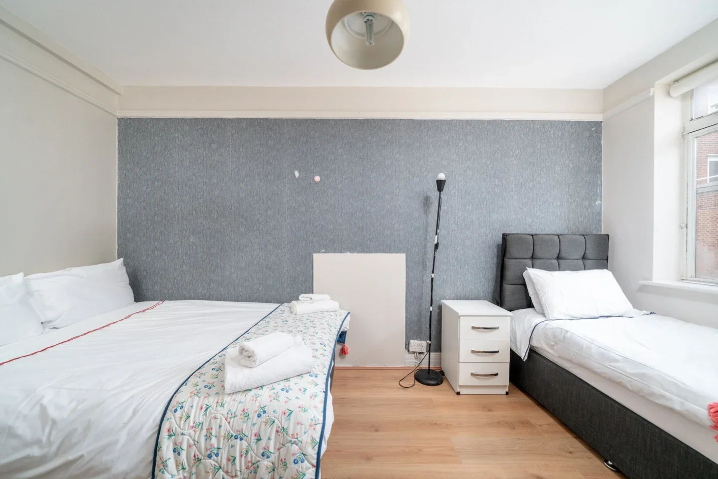 Flat Upper Berkeley Street in City of Westminster