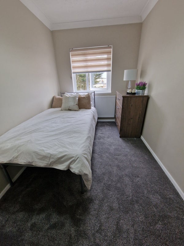 Room Rokells in Basildon