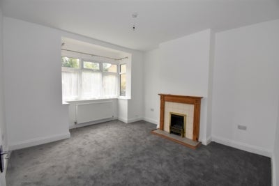 House Eastcombe Avenue in Greater London