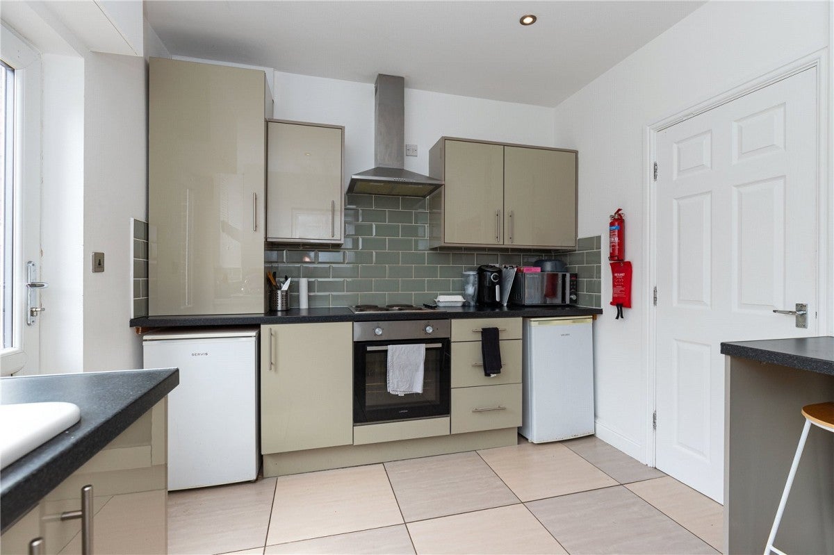 Room Mellard Street in Newcastle-under-Lyme