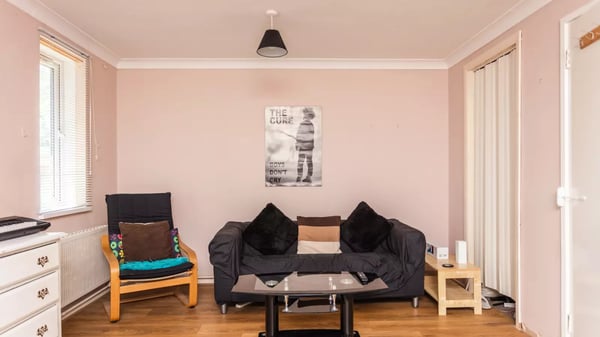 Flat Elgin Avenue in City of Westminster
