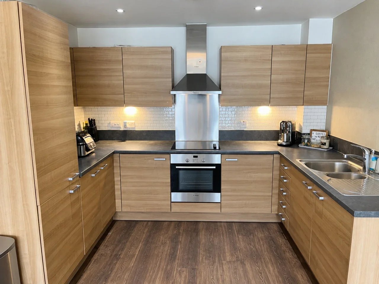 Flat Clovelly Place in Dartford