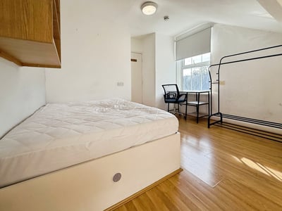 Flat Frederick Grove in Nottingham