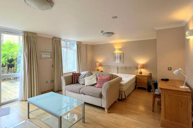 Flat (Lower) Fisher Row in Oxford