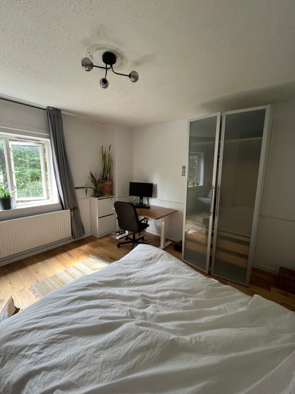 Room Canonbury Street in Greater London