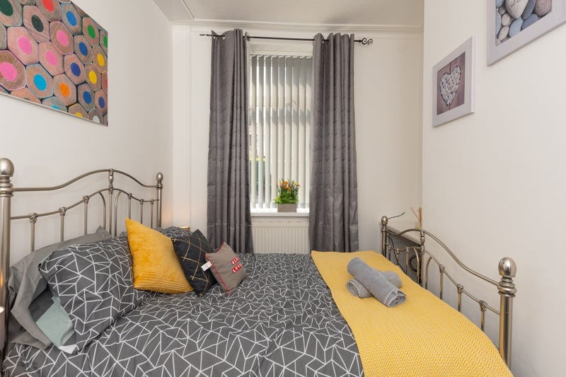 Room Parr Stocks Road in St Helens