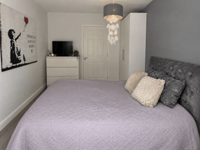 Flat Portland Road in Greater London
