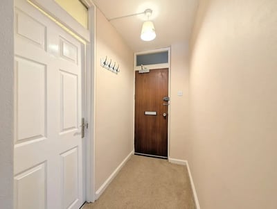 Flat Sandown Road in Thornton-Cleveleys