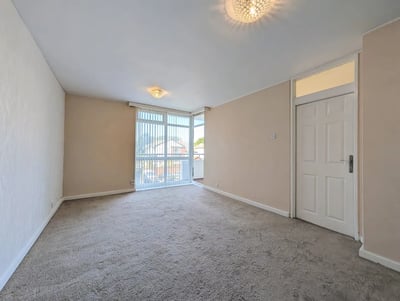 Flat Sandown Road in Thornton-Cleveleys
